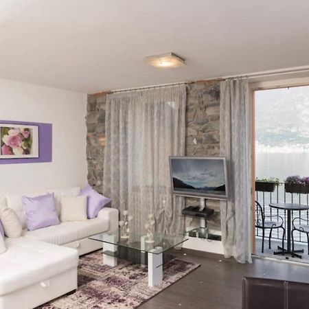 Luxury Lakefront Maisonette Appartement Lezzeno Buitenkant foto